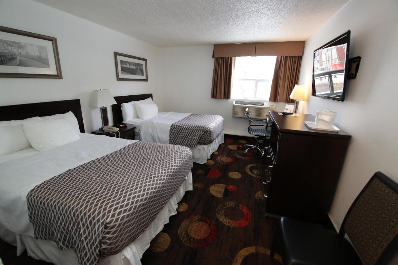 Stonebridge Hotel Fort Mcmurray Kültér fotó