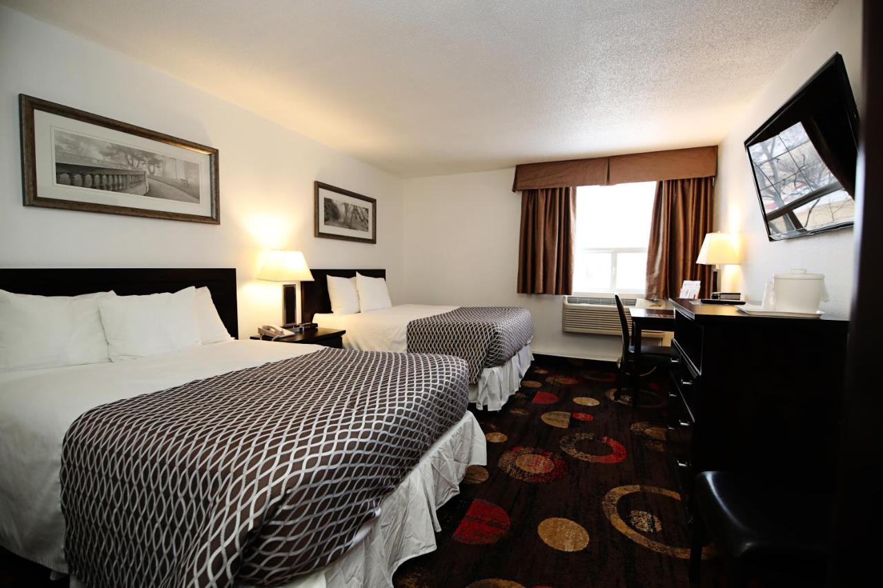 Stonebridge Hotel Fort Mcmurray Kültér fotó