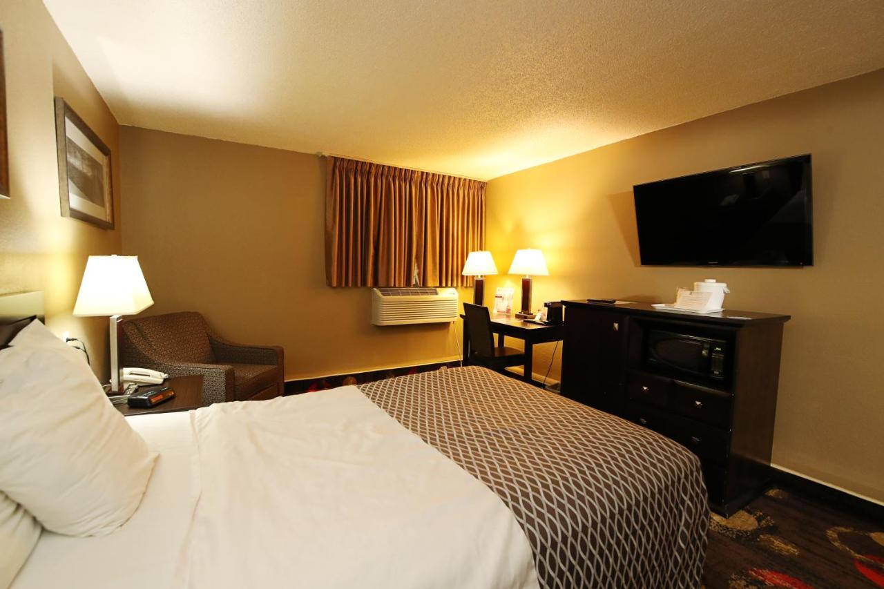 Stonebridge Hotel Fort Mcmurray Kültér fotó