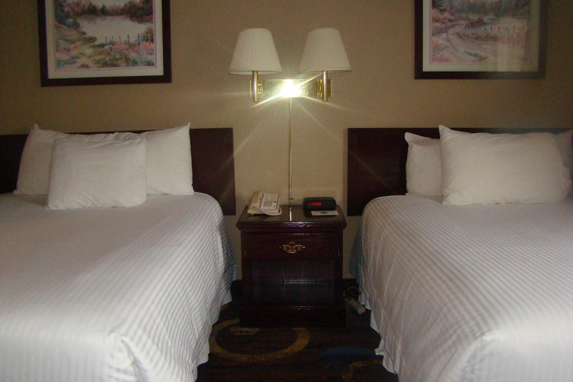 Stonebridge Hotel Fort Mcmurray Kültér fotó