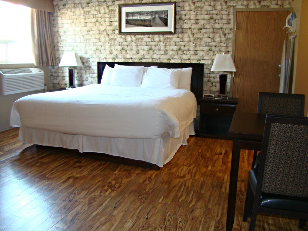 Stonebridge Hotel Fort Mcmurray Kültér fotó